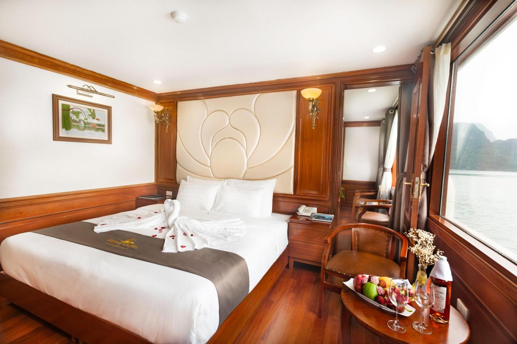 Hotel Le Journey Elegance Cruise à Hạ Long Extérieur photo