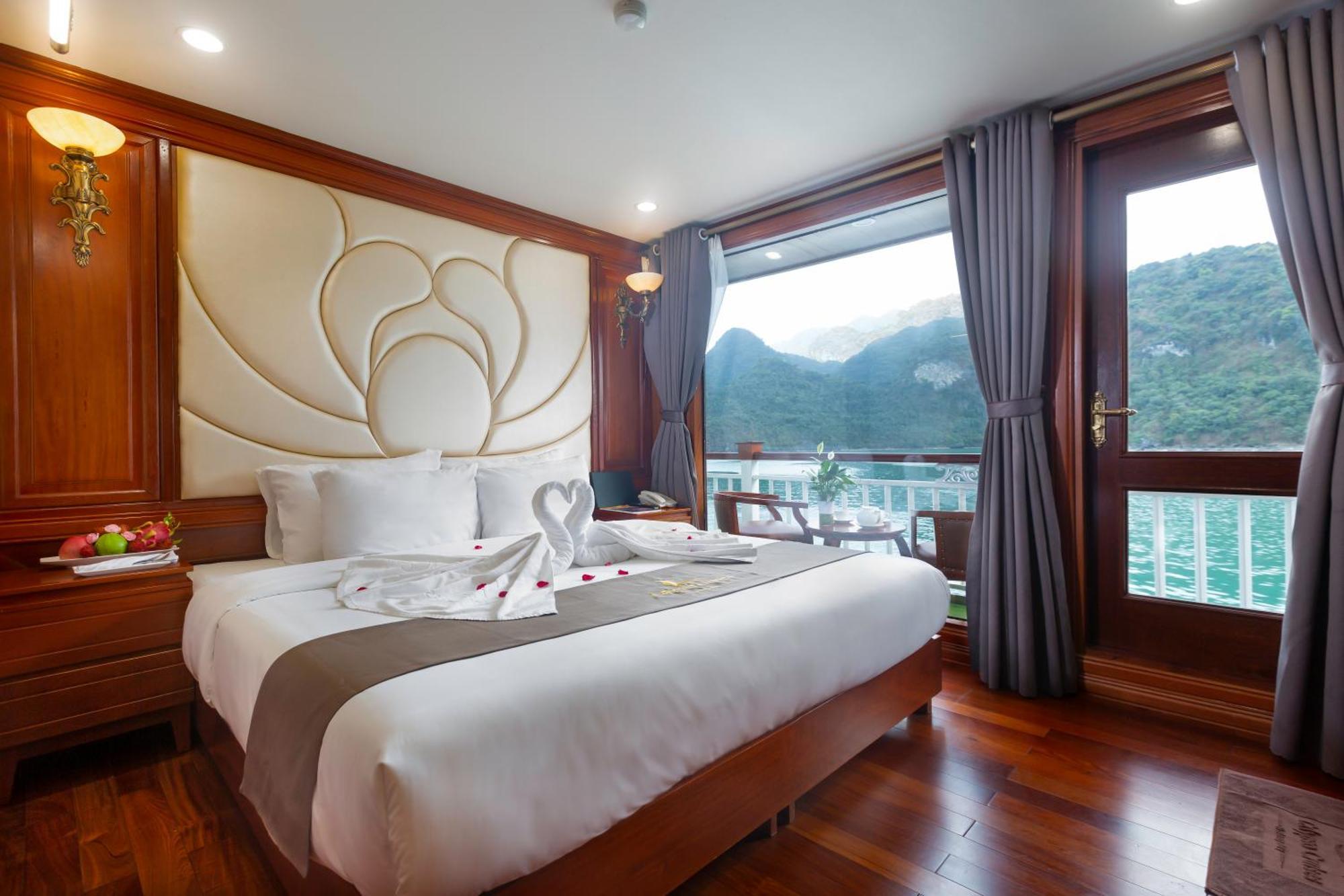 Hotel Le Journey Elegance Cruise à Hạ Long Extérieur photo