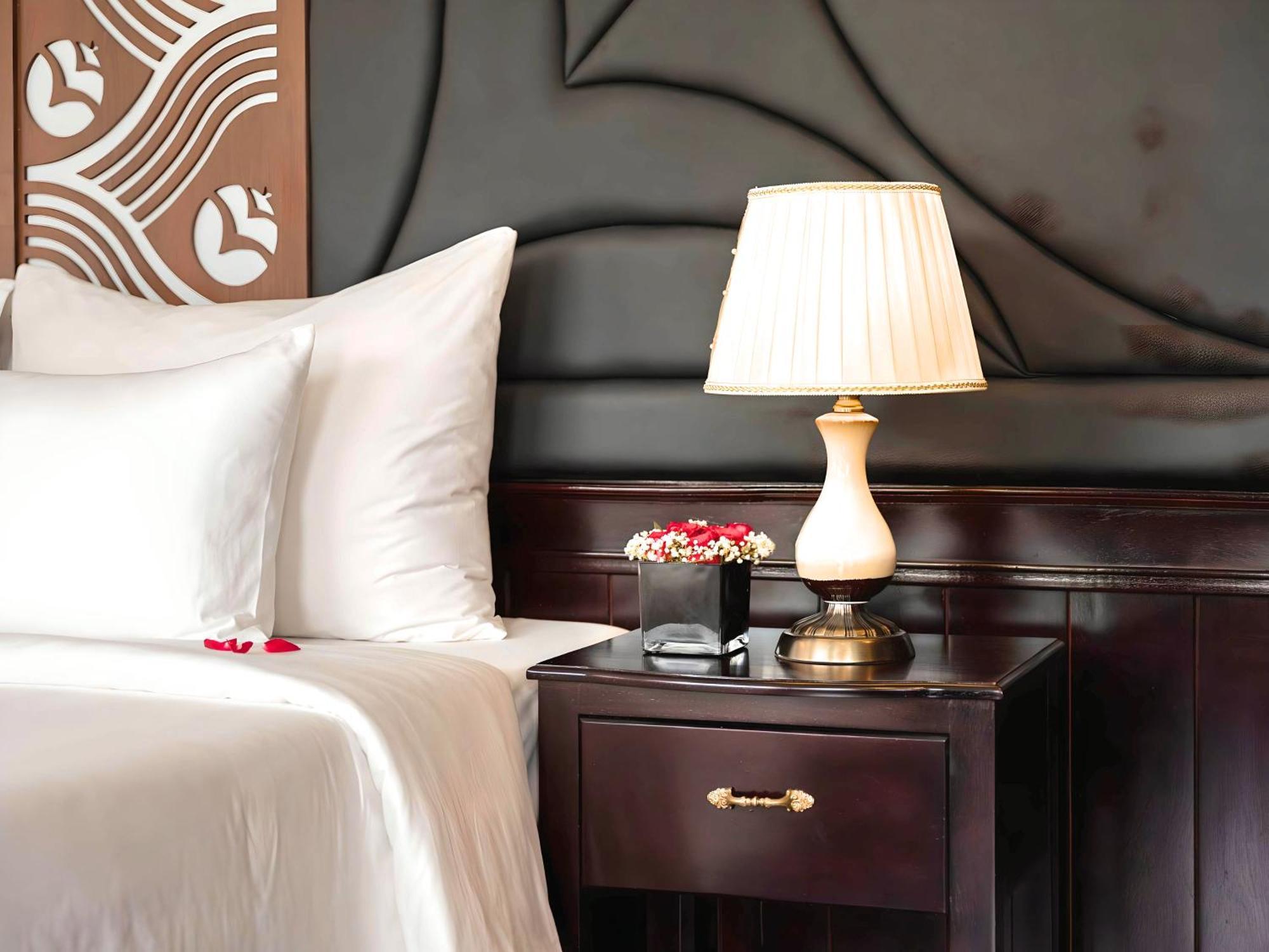 Hotel Le Journey Elegance Cruise à Hạ Long Extérieur photo